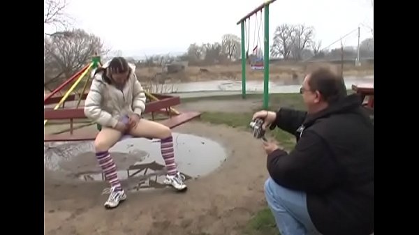 Smoking hot curvy teen gives grandpa a hot oral sex and rides